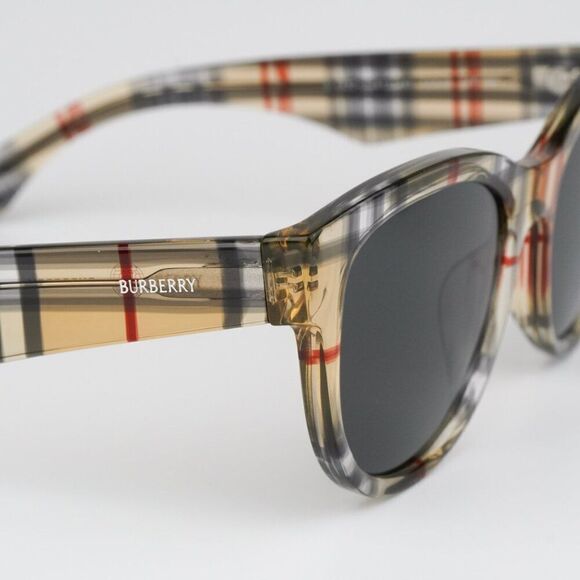 NEW Burberry BE4432U 412287 Vintage Check Dark Grey Oval Women Sunglasses